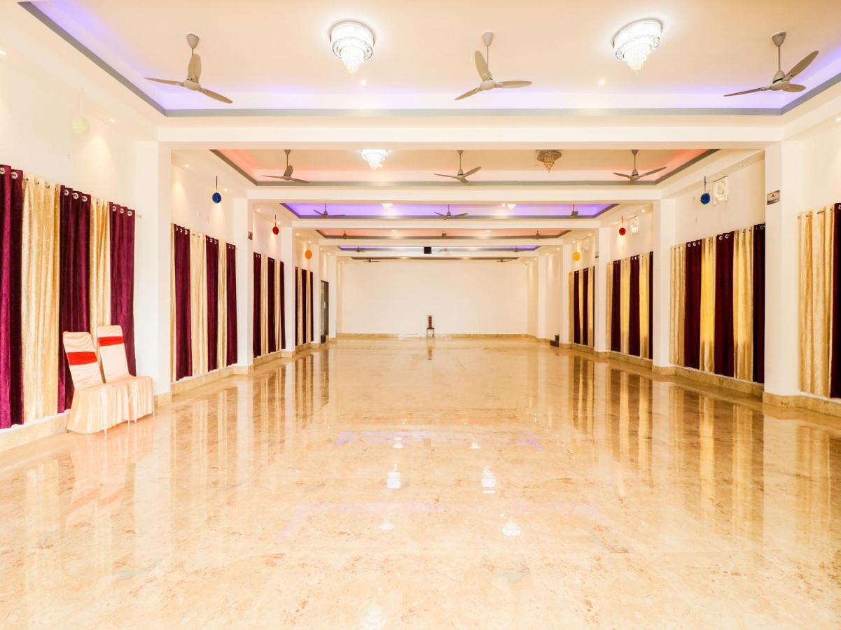 Oyo Lck1233 Rivaaj Palace לקנאו מראה חיצוני תמונה