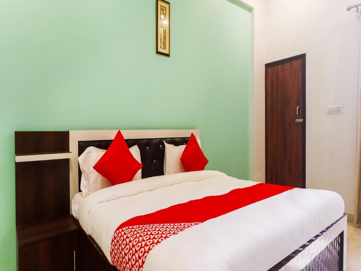 Oyo Lck1233 Rivaaj Palace לקנאו מראה חיצוני תמונה