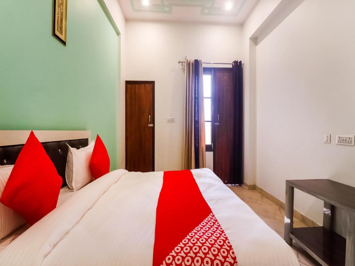 Oyo Lck1233 Rivaaj Palace לקנאו מראה חיצוני תמונה
