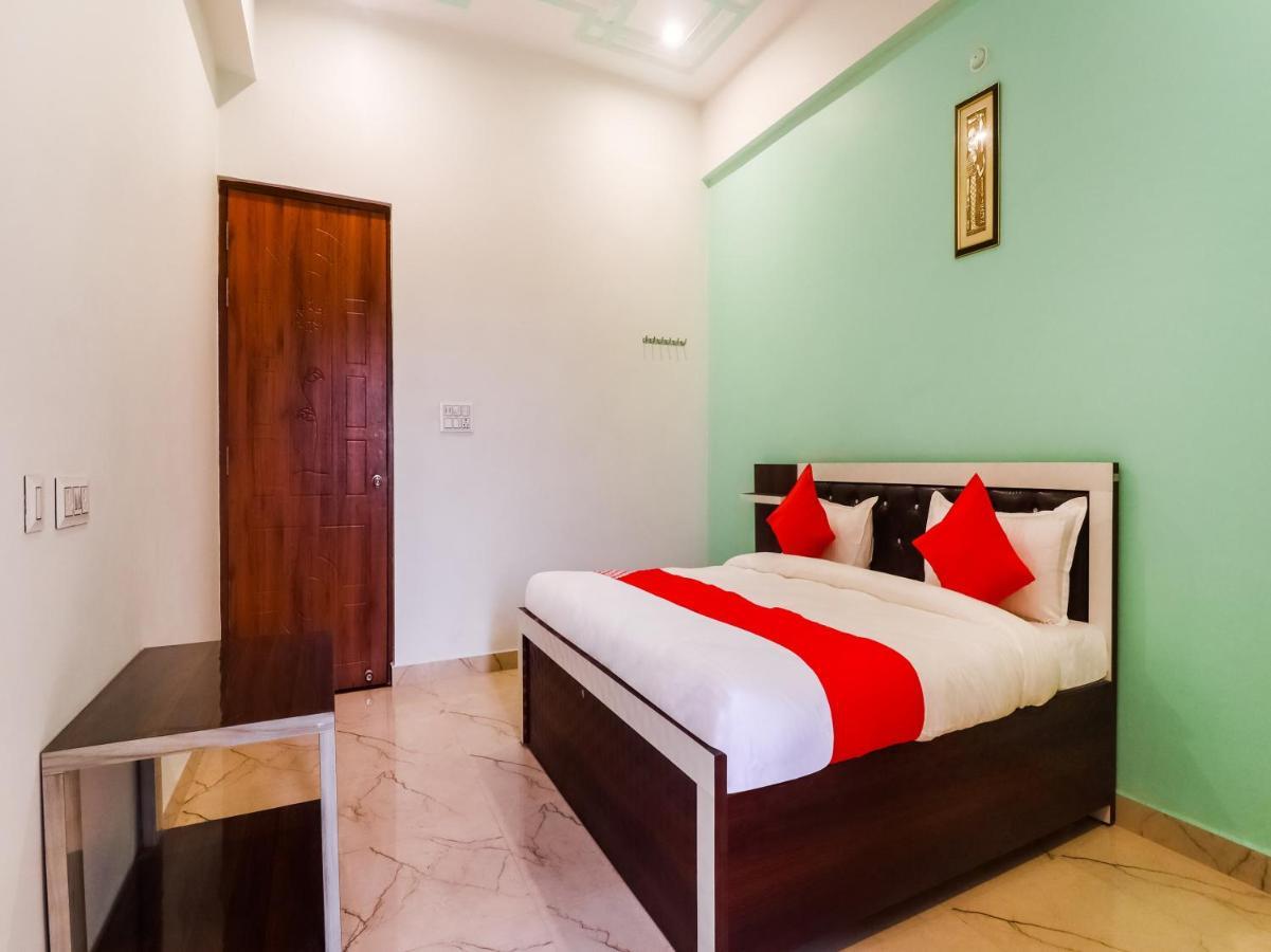 Oyo Lck1233 Rivaaj Palace לקנאו מראה חיצוני תמונה